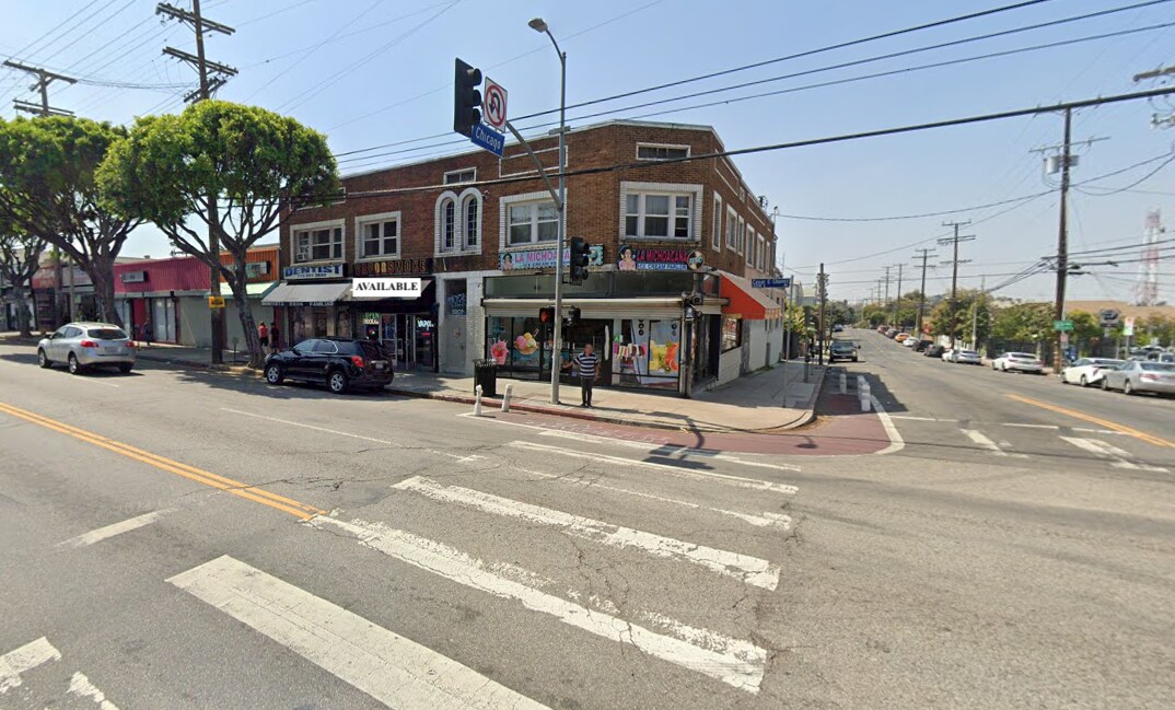 2202 E Cesar E Chavez Ave, Los Angeles, CA for lease Building Photo- Image 1 of 7