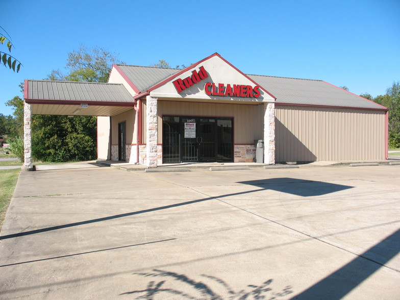 107 N Chestnut St, Lufkin, TX for sale - Building Photo - Image 1 of 1