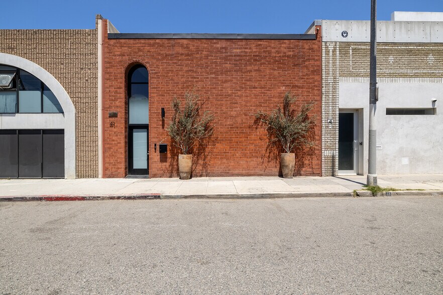 41 Market St, Venice, CA à louer - Photo du bâtiment - Image 1 de 3