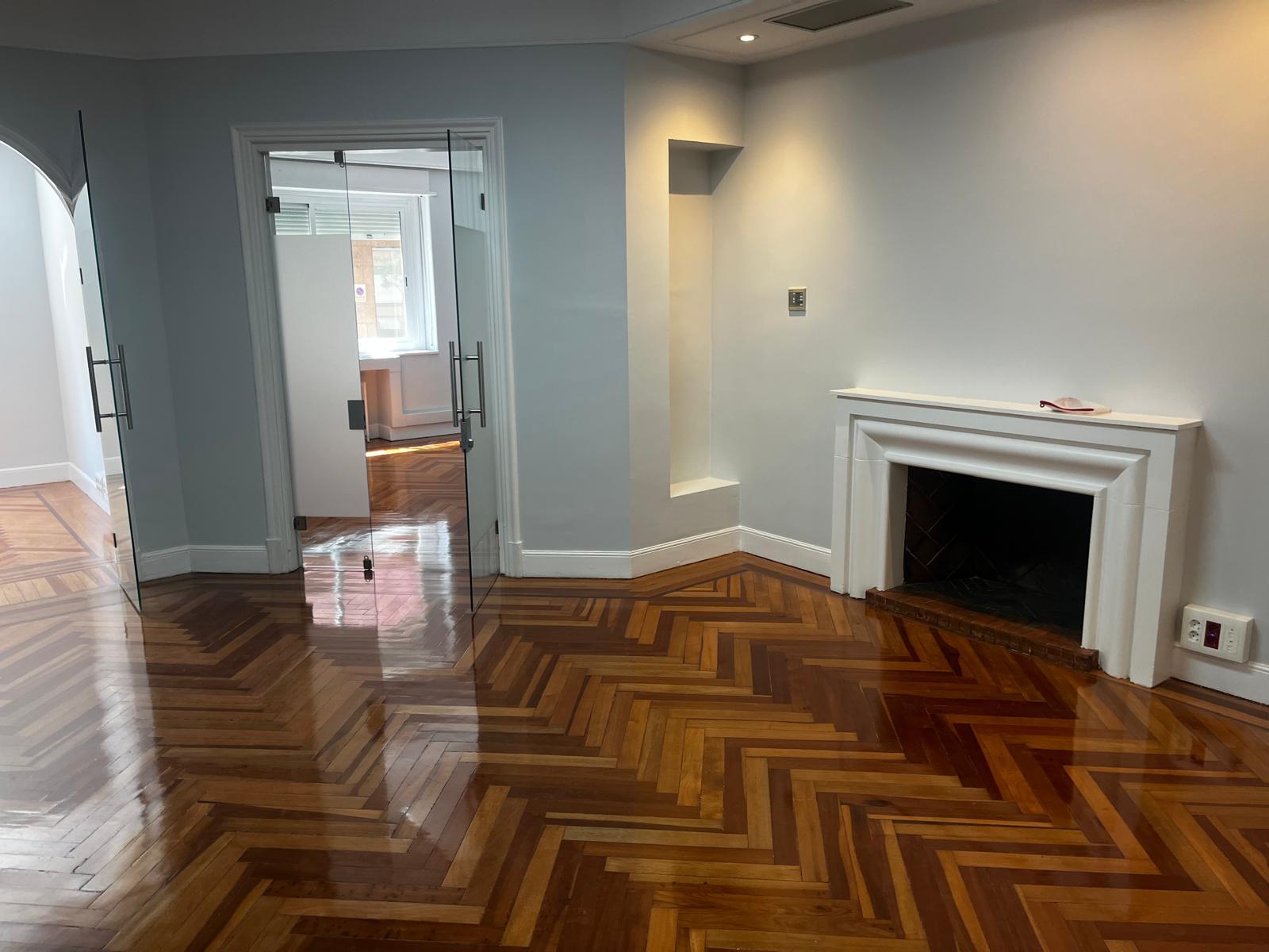 Calle del Monte Esquinza, 28, Madrid, Madrid for lease Interior Photo- Image 1 of 7