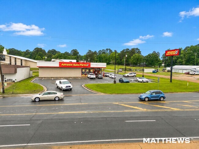More details for 1200 S 5th St, Leesville, LA - Retail for Sale
