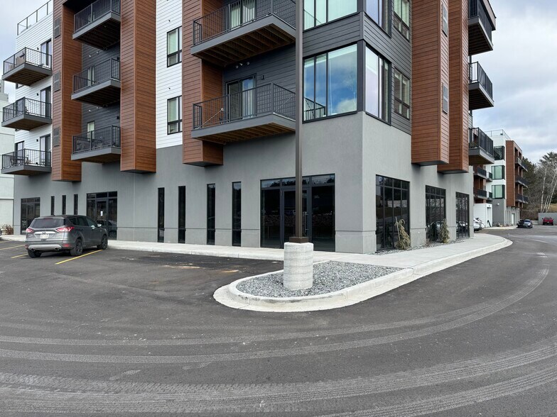 1520 Elm St, Wausau, WI à louer - Photo du bâtiment - Image 2 de 8