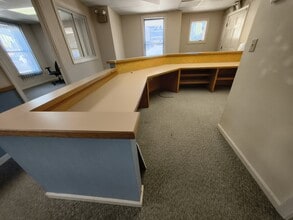 376 Union Ave, Laconia, NH for lease Interior Photo- Image 2 of 40
