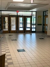 3994 Wequiock Rd, Green Bay, WI for lease Interior Photo- Image 1 of 12