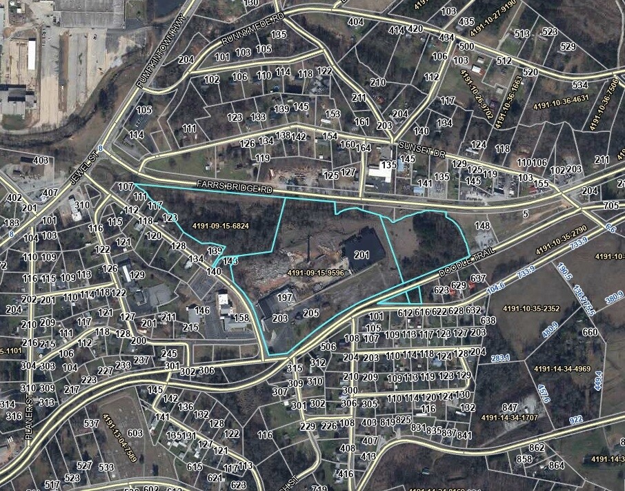 203 Woodrow St, Pickens, SC à vendre Photo principale- Image 1 de 20