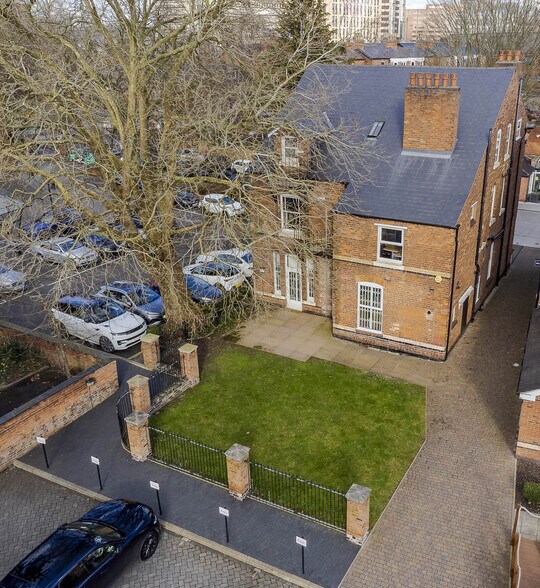 9 Greenfield Cres, Birmingham à louer - Photo du bâtiment - Image 2 de 7