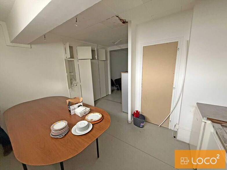 67 Avenue De L'Urss, Toulouse for sale - Interior Photo - Image 2 of 4