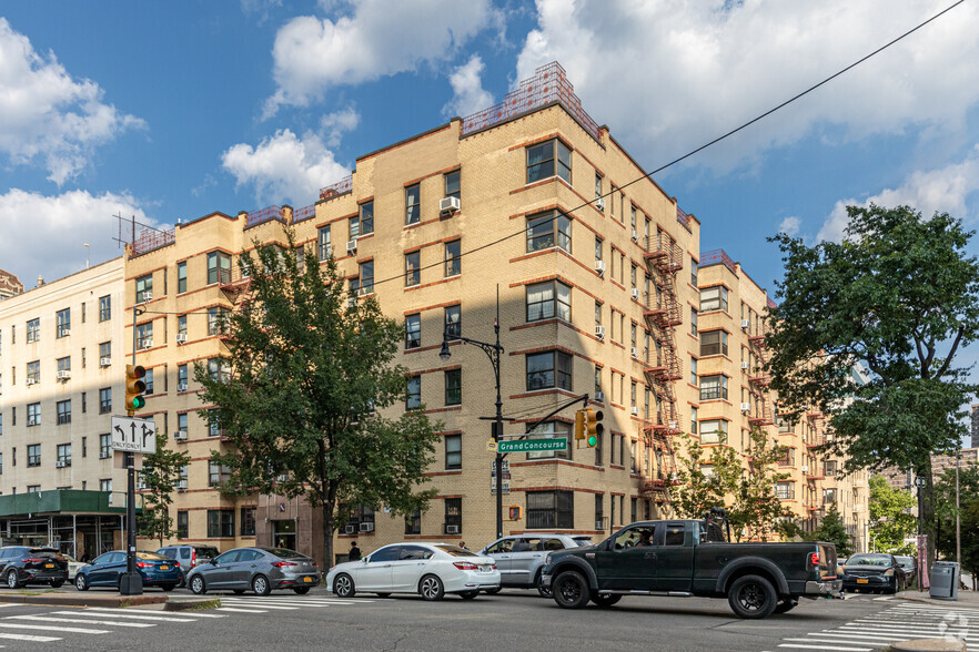 860 Grand Concourse, The Bronx, NY à vendre - Photo principale - Image 1 de 1