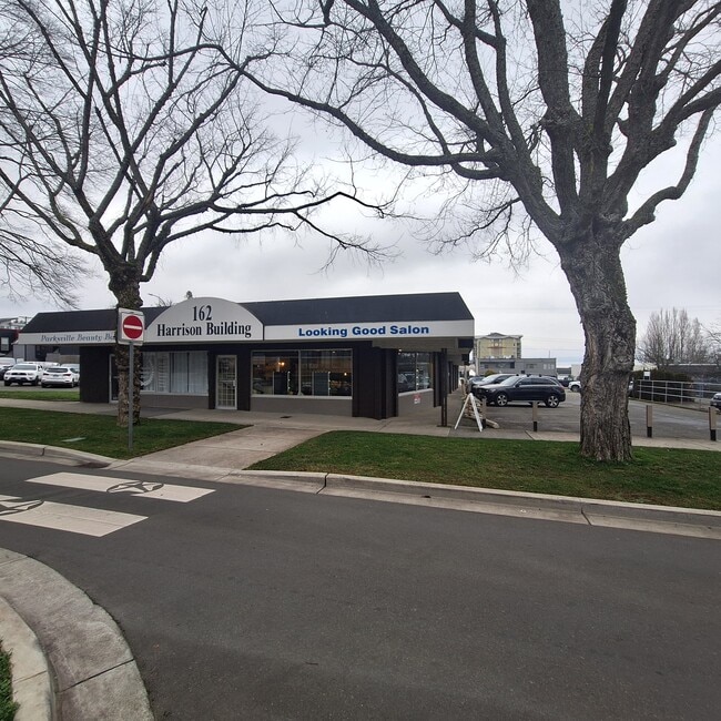 More details for 162 Harrison Av, Parksville, BC - Office for Lease