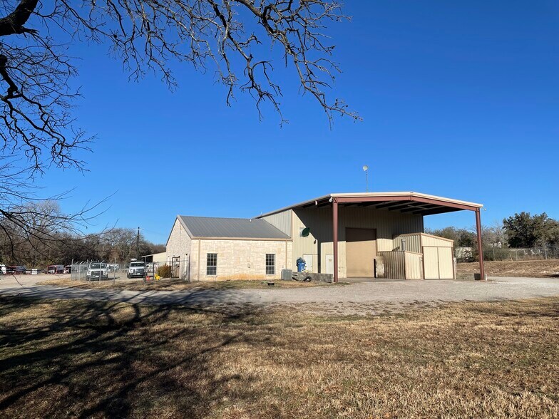 2935 Greenlee Park Trl, Weatherford, TX à vendre - Photo du bâtiment - Image 3 de 13