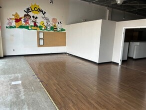 2107 Pyramid Village Blvd, Greensboro, NC à louer Photo intérieure- Image 2 de 7