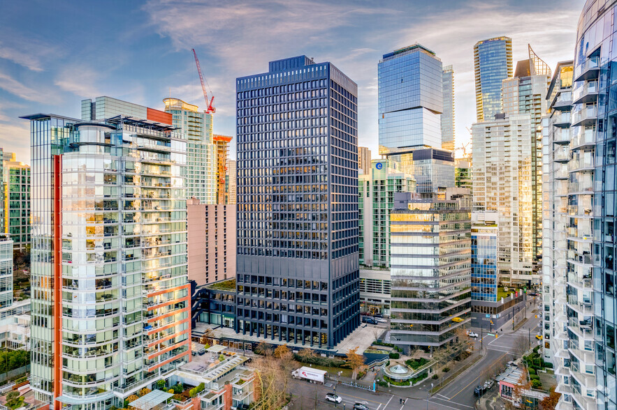 1177 Hastings St W, Vancouver, BC à louer - Photo du bâtiment - Image 1 de 12