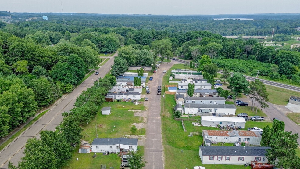 3323 Seymour Rd, Eau Claire, WI for sale - Aerial - Image 2 of 18