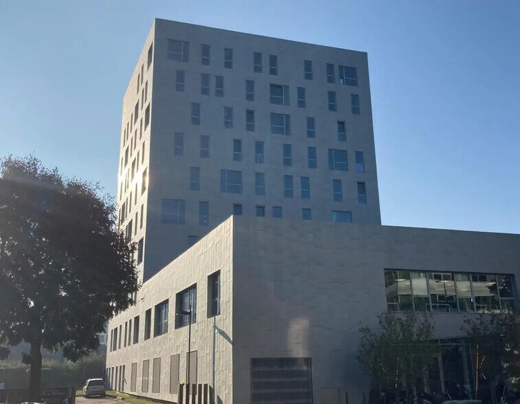 Bureau dans Nantes à louer - Photo du bâtiment - Image 1 de 11