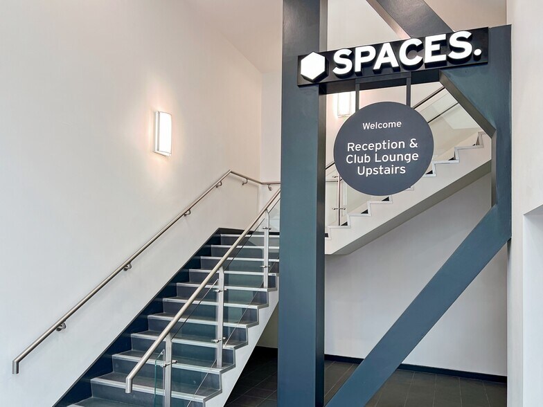 3-7 Victoria Sq, Wolverhampton for lease - Interior Photo - Image 3 of 10