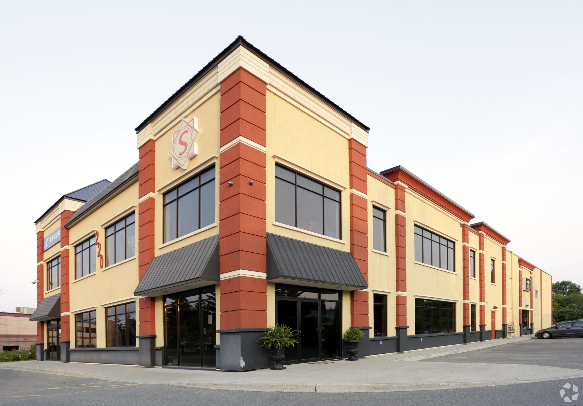 220 Terence Matthews Cres, Ottawa, ON for sale Primary Photo- Image 1 of 1