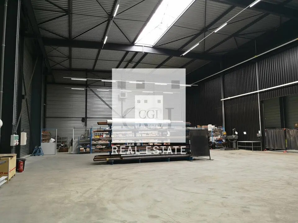 10 Rue Marcel Dassault, Genas for lease Interior Photo- Image 1 of 8