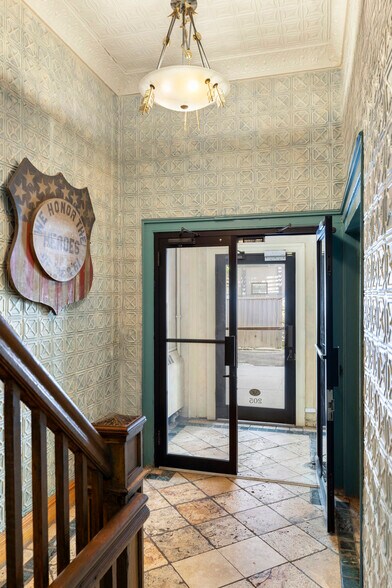 205 W Houston St, New York, NY à vendre - Photo du bâtiment - Image 2 de 10