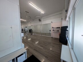 364-366 Grand Ave, Oakland, CA for lease Interior Photo- Image 2 of 11