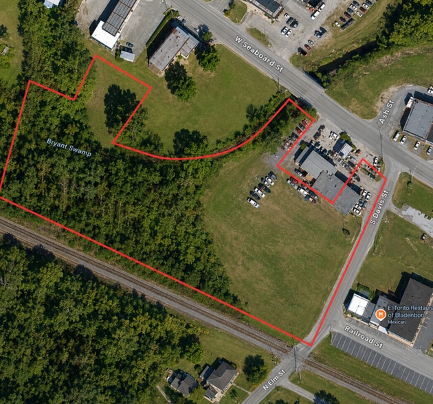 300 W Seaboard St st, Bladenboro, NC for sale - Building Photo - Image 3 of 4