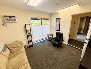 6 Knoll Ln, Mill Valley, CA for lease Interior Photo- Image 2 of 4