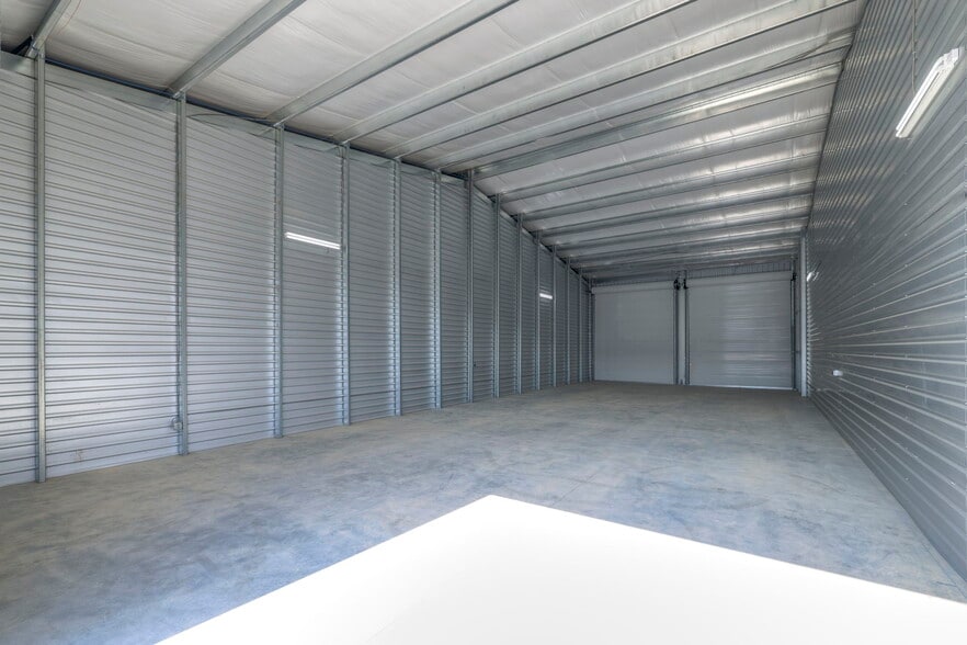 1901 E 173rd St, Belton, MO for lease - Building Photo - Image 2 of 7