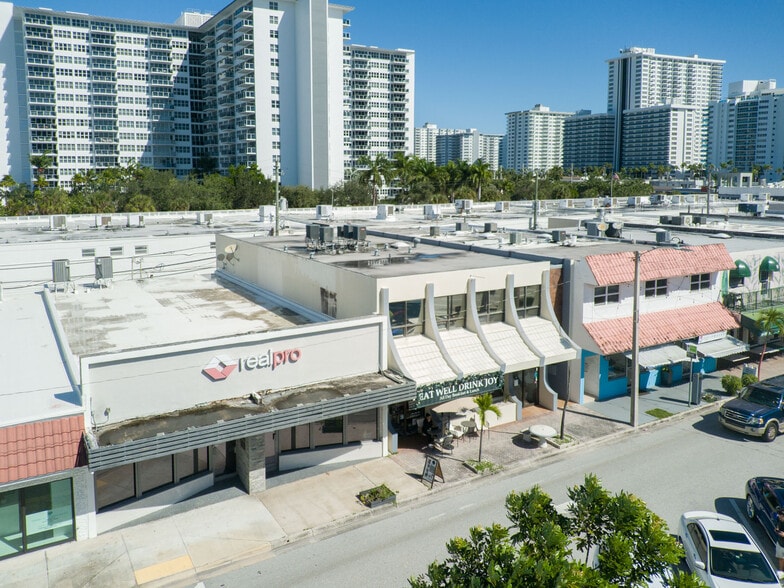 3309 NE 33rd St, Fort Lauderdale, FL for lease - Building Photo - Image 2 of 23