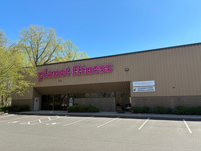 More details for 25 Lindeman Dr, Trumbull, CT - Office for Lease