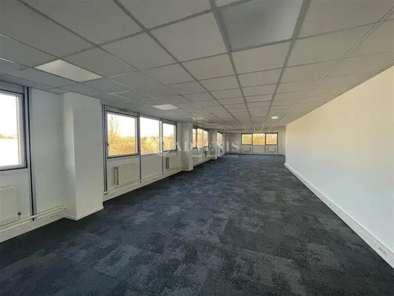 Bureau dans Fontenay-sous-Bois à louer - Photo intérieure - Image 1 de 5