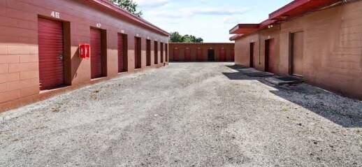 125 Central Dr, Brandon, FL for sale - Building Photo - Image 3 of 17