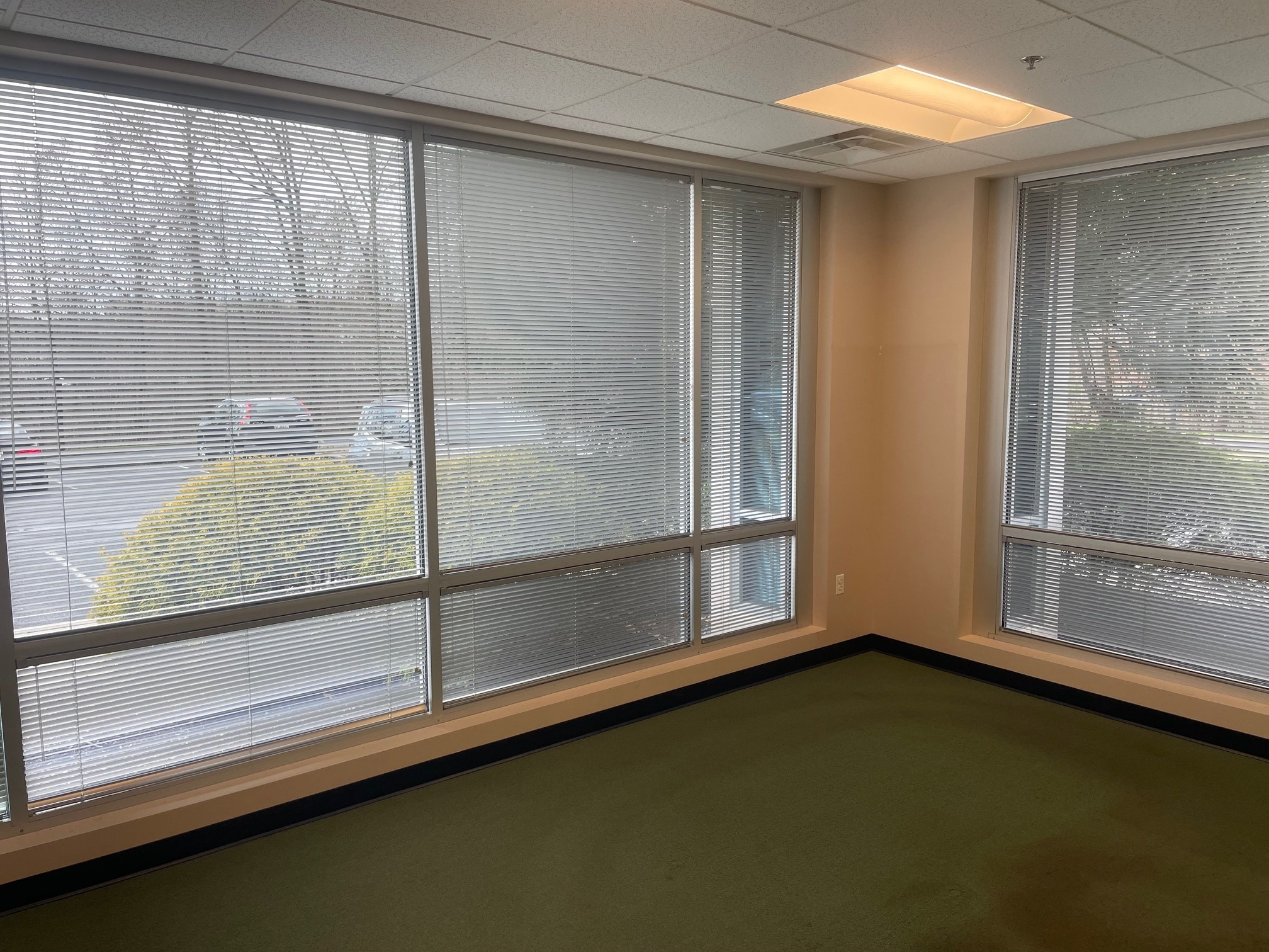 7050 Hi Tech Dr, Hanover, MD for sale Interior Photo- Image 1 of 7