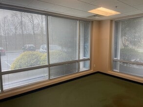 7050 Hi Tech Dr, Hanover, MD for sale Interior Photo- Image 1 of 7