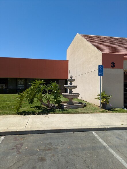 4701 Patrick Henry Dr, Santa Clara, CA à louer - Photo du bâtiment - Image 3 de 55