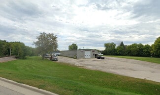 More details for 30 E Pioneer Rd, Fond Du Lac, WI - Retail for Sale