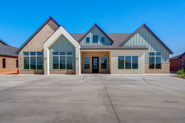 Plus de détails pour 3214 140th st, Lubbock, TX - Bureau à vendre