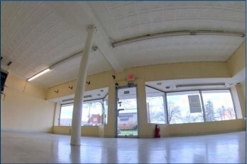 301 Superior St, Rossford, OH for lease - Interior Photo - Image 2 of 3