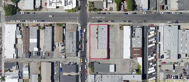 Plus de détails pour 25310 Frampton Ave, Harbor City, CA - Industriel à louer