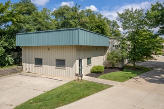 Plus de détails pour 3862 Race Rd, Cincinnati, OH - Local d'activités à louer