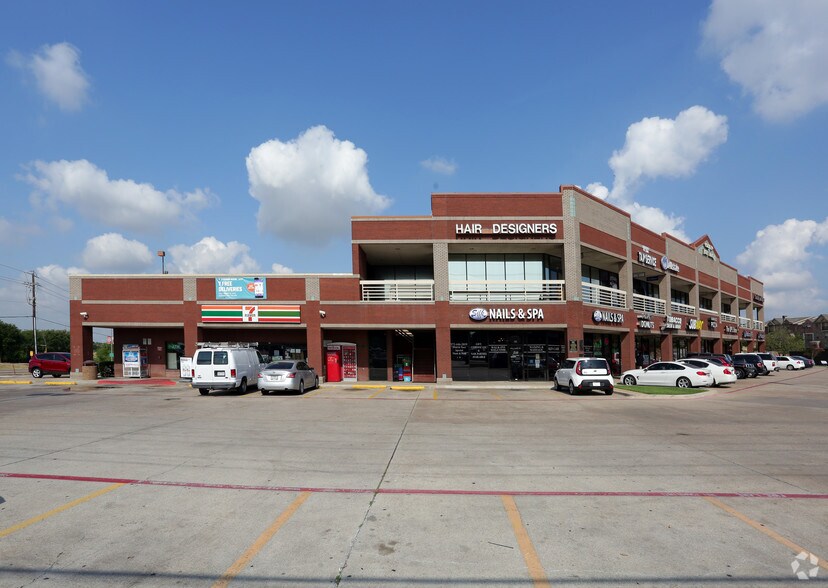 2145 N Josey Ln, Carrollton, TX à louer - Photo du bâtiment - Image 2 de 4