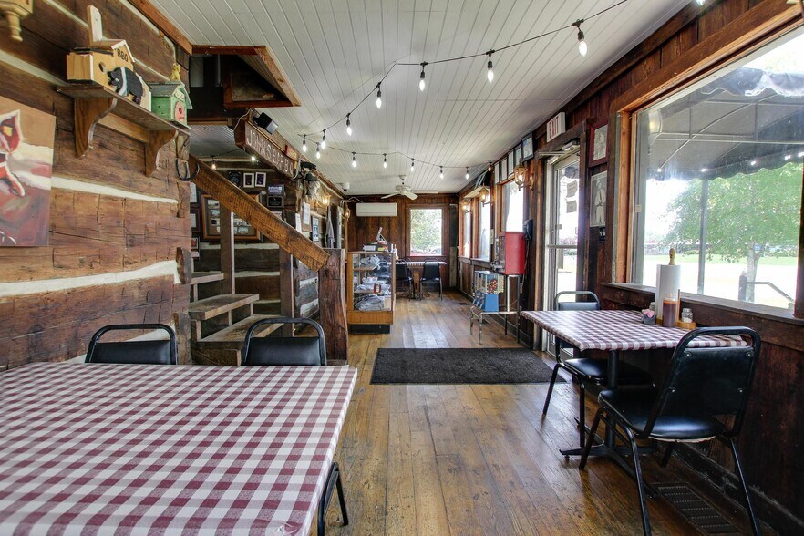 15165 Court St, Moulton, AL à vendre - Photo du bâtiment - Image 3 de 30