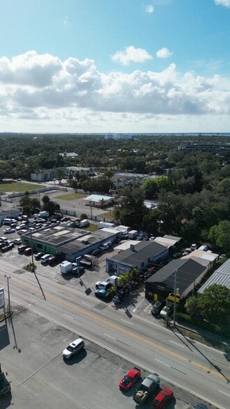 2250 Fowler St, Fort Myers, FL for sale - Commercial Listing Video - Image 2 of 49