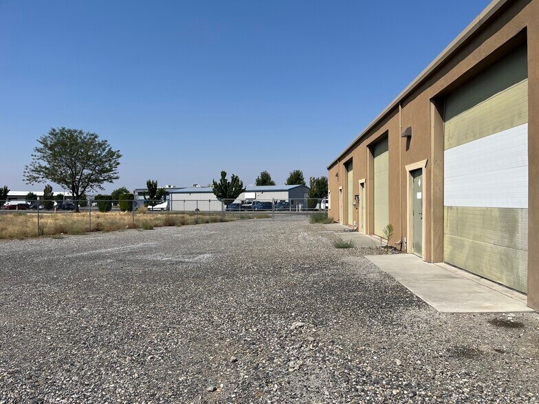 2380-2382 Lindberg Loop, Richland, WA for lease - Building Photo - Image 3 of 6