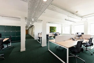 Plus de détails pour 137 Rue De L'Universite, Paris - Coworking à louer