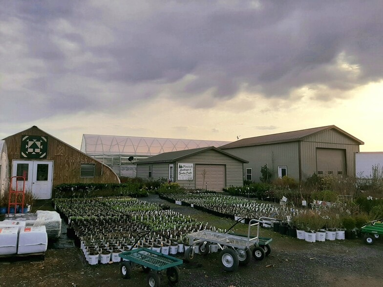 1814 Iron Bridge Rd, Hustontown, PA for sale - Building Photo - Image 1 of 44