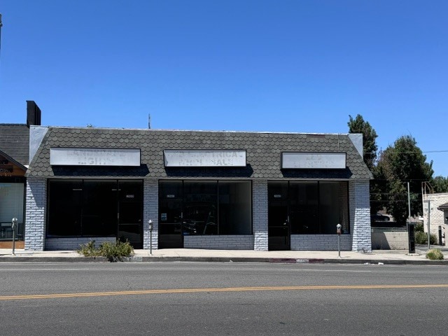 19445-19449 Ventura Blvd, Tarzana, CA for sale - Building Photo - Image 3 of 29