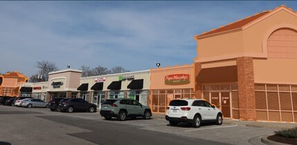 403-447 SW Ward Rd, Lee's Summit, MO for lease Building Photo- Image 2 of 9