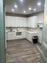 211 King St, Charleston, SC for lease Interior Photo- Image 2 of 4