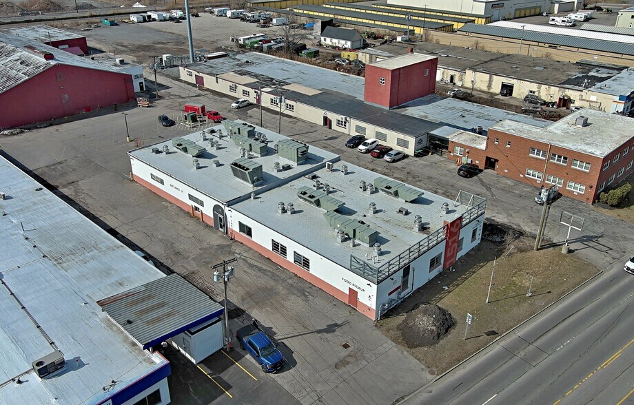 1516 Military Rd, Buffalo, NY à louer - Photo du bâtiment - Image 3 de 6