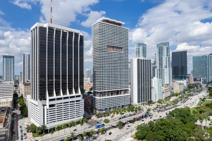 50 Biscayne Blvd, Miami, FL à louer - Photo principale - Image 1 de 37
