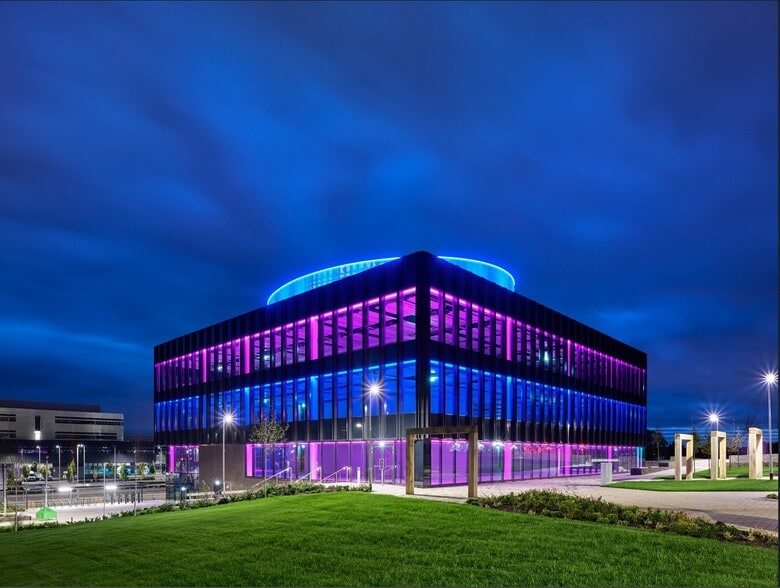 Hill St, Kilmarnock for lease - Building Photo - Image 2 of 22